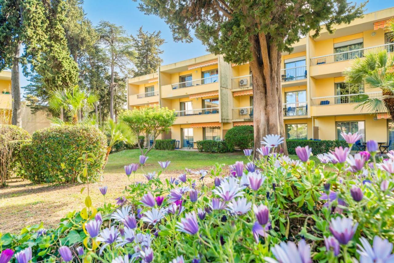 Spacious Apartment At A 5 Min Walk From The Beach أنتيب المظهر الخارجي الصورة