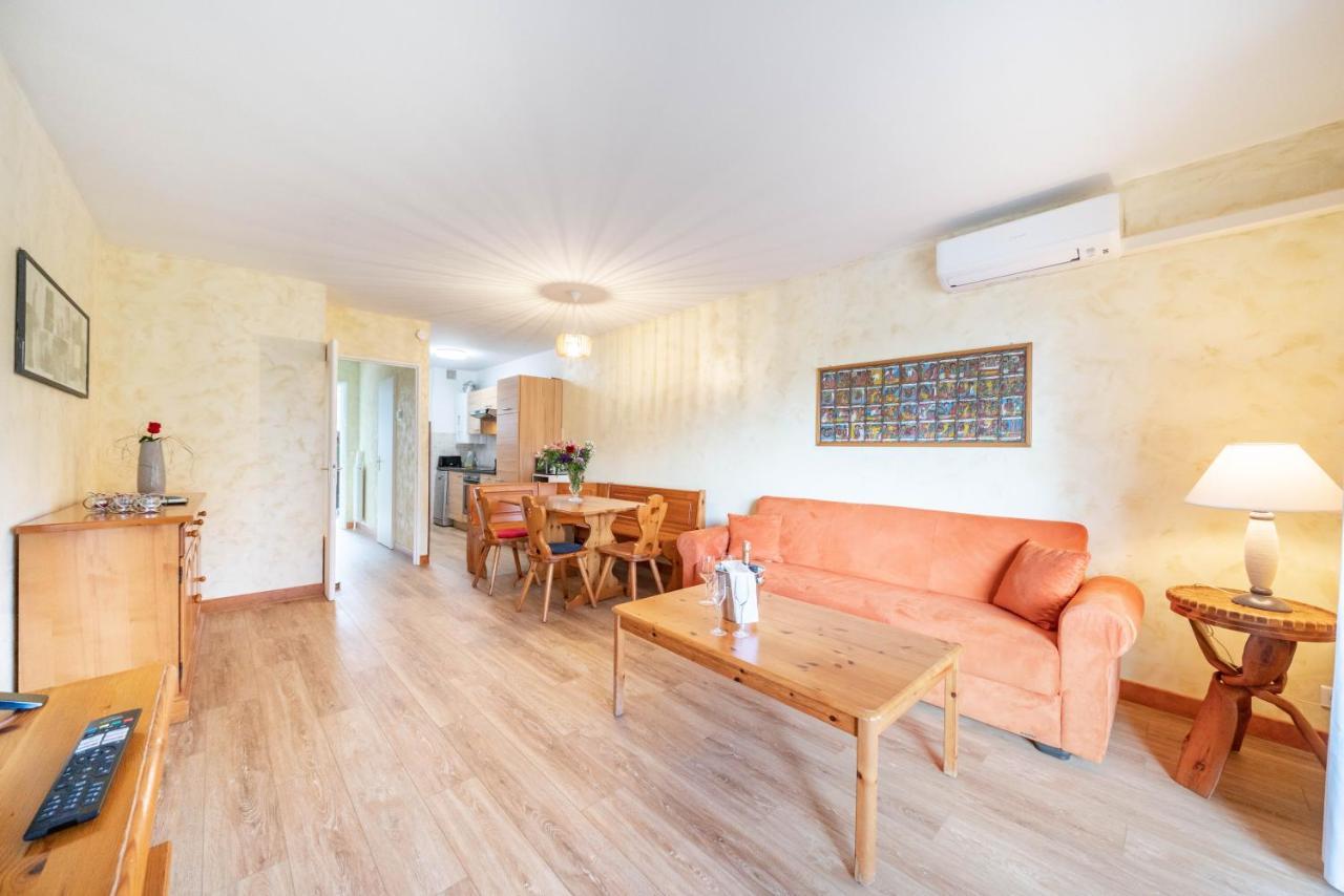 Spacious Apartment At A 5 Min Walk From The Beach أنتيب المظهر الخارجي الصورة